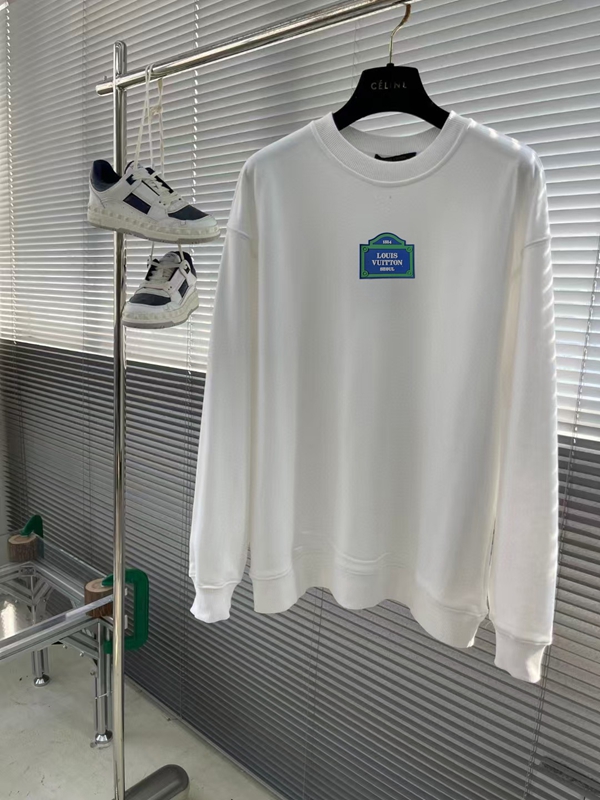 ブランドパーカー側面デザイン